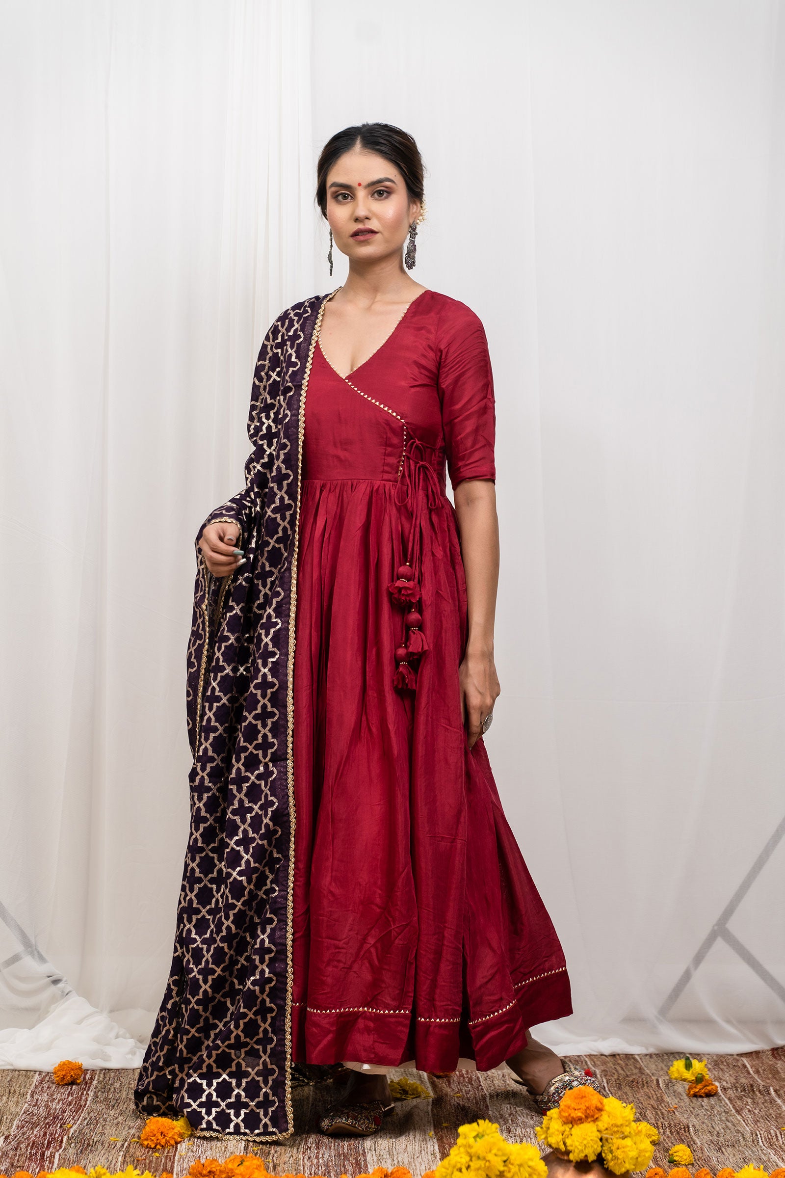Maroon Silk Dupatta Set - Tantu