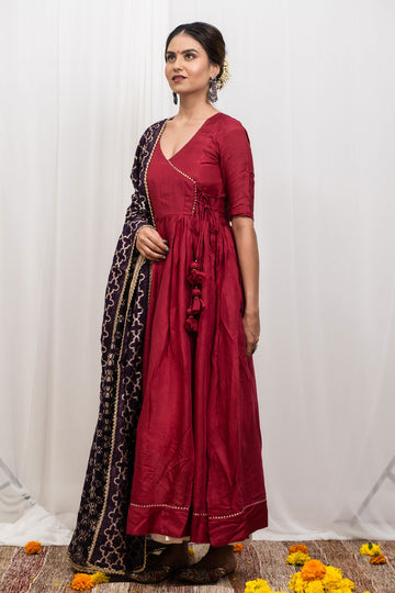 Maroon Silk Dupatta Set - Tantu 