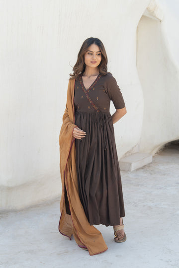 Amber Cotton Embroidered Suit Set